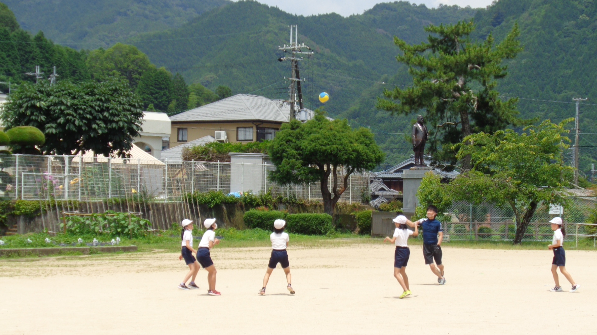 元気いっぱい寺前っ子 神河町立寺前小学校